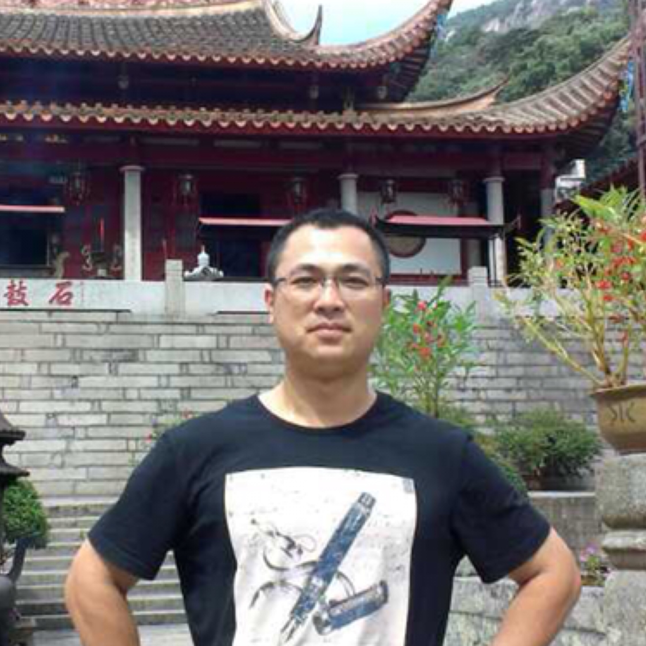 等爱的男人
