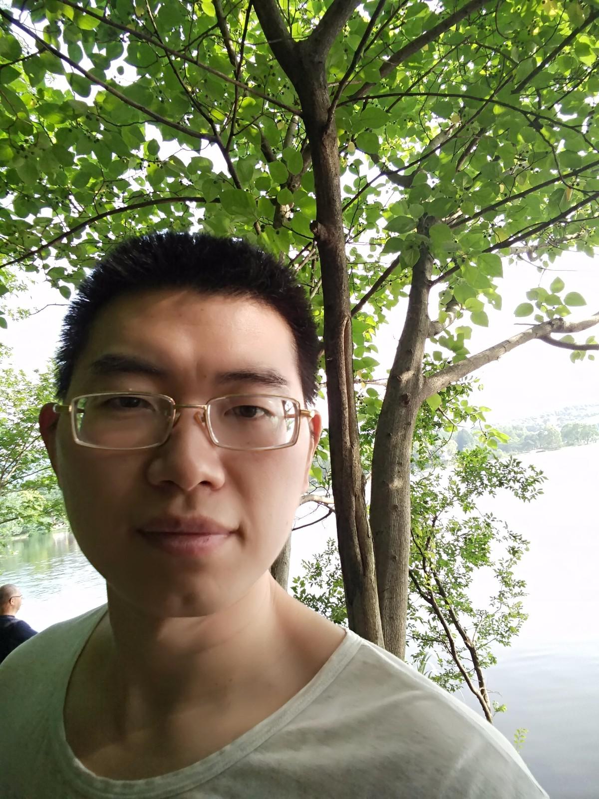 单纯的大傻子