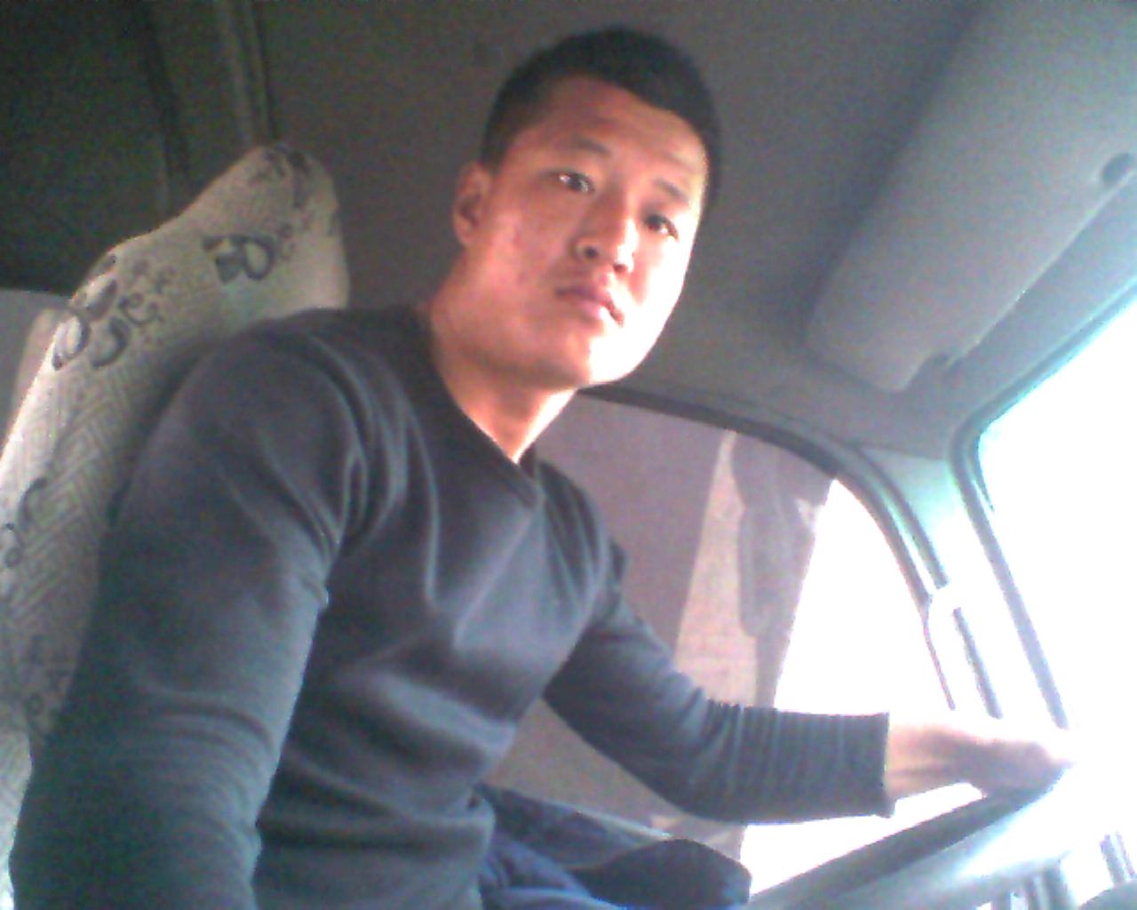 26岁未婚男征婚照片(id:63733368)_山东潍坊征婚交友