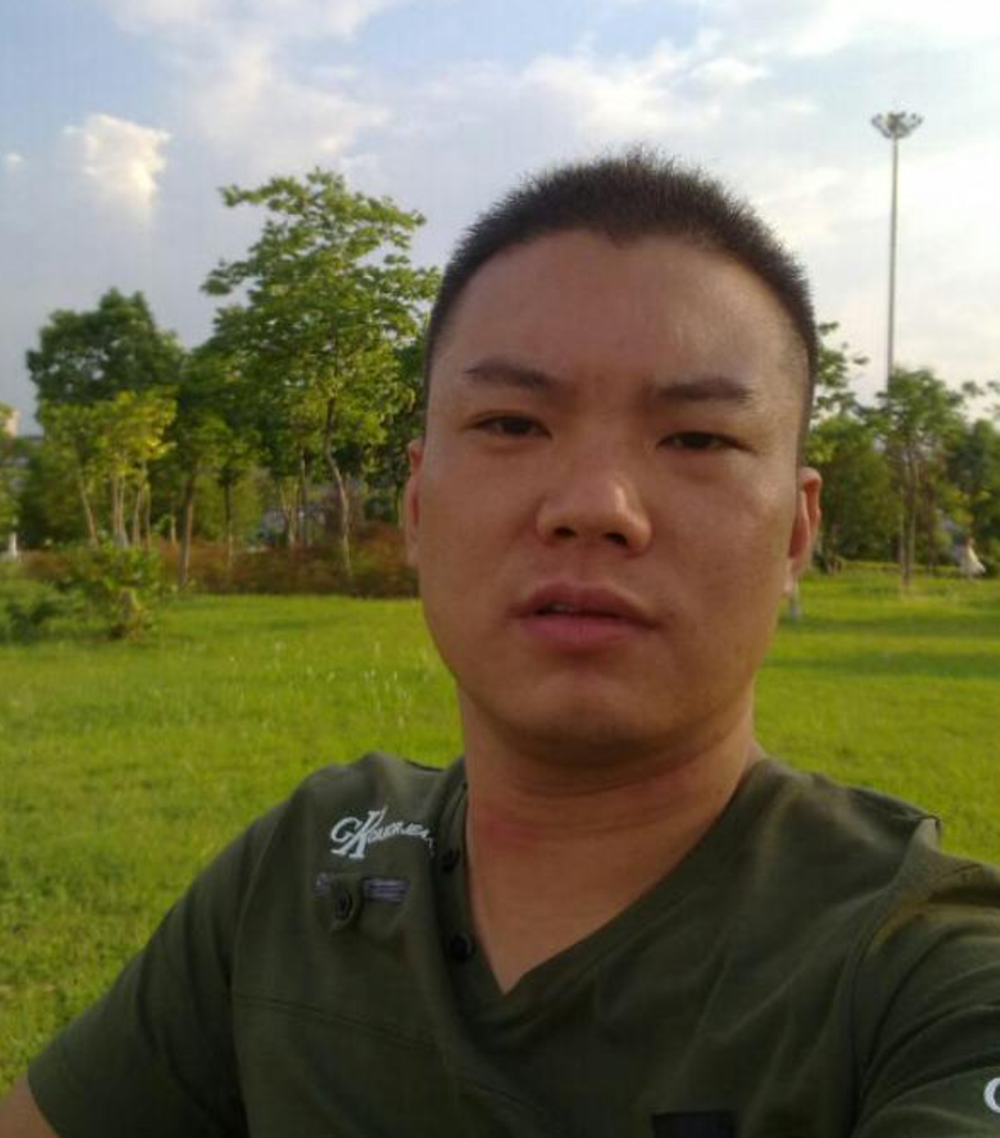 37岁未婚男征婚照片(id:77646384)_浙江金华征婚交友