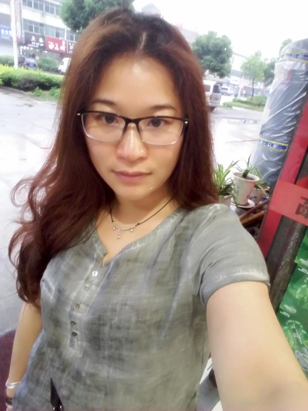 33岁离异女征婚照片(id:78866868)_江苏镇江征婚交友