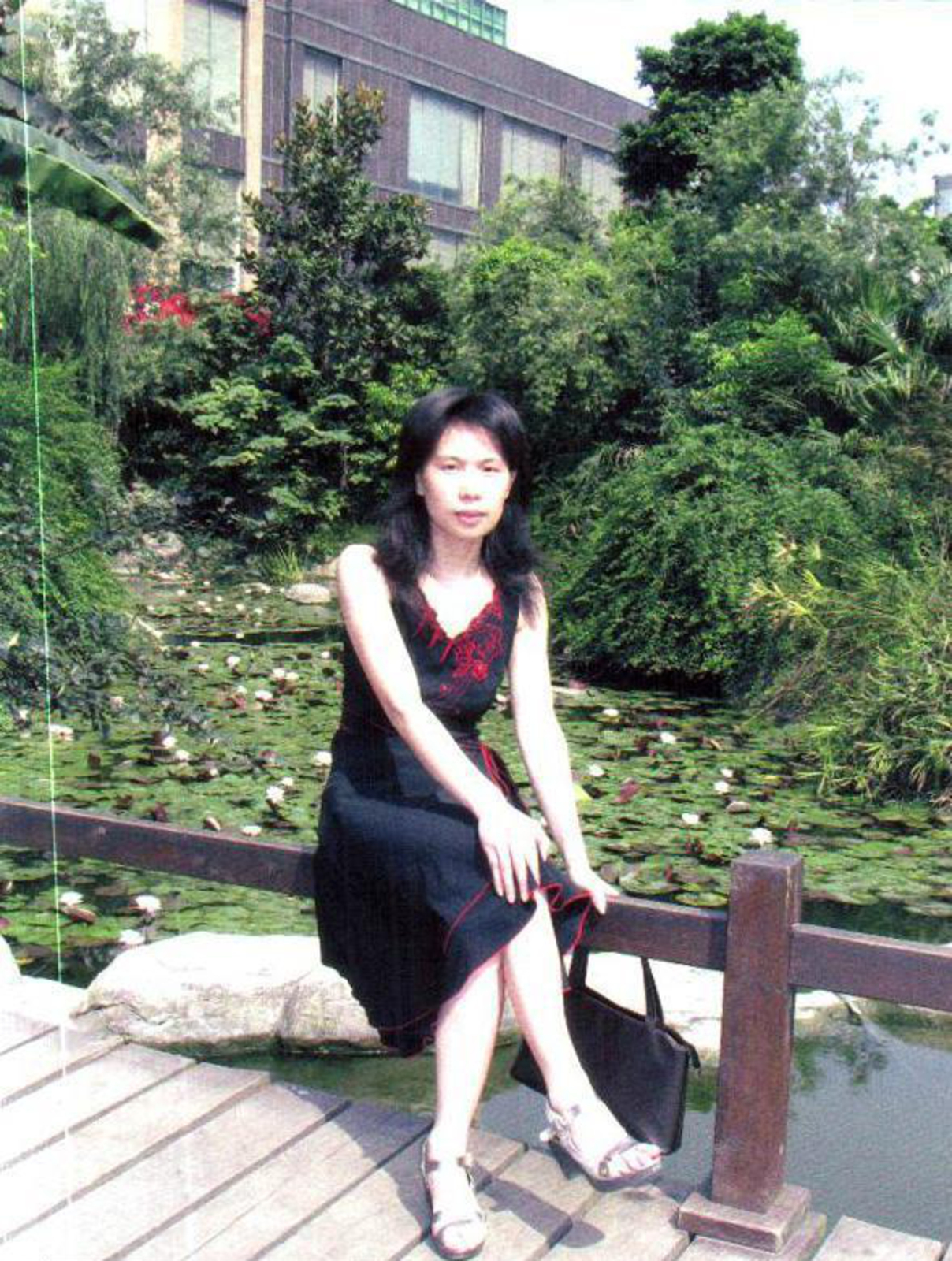 44岁离异女征婚照片(id:79848606)_重庆征婚交友_珍爱