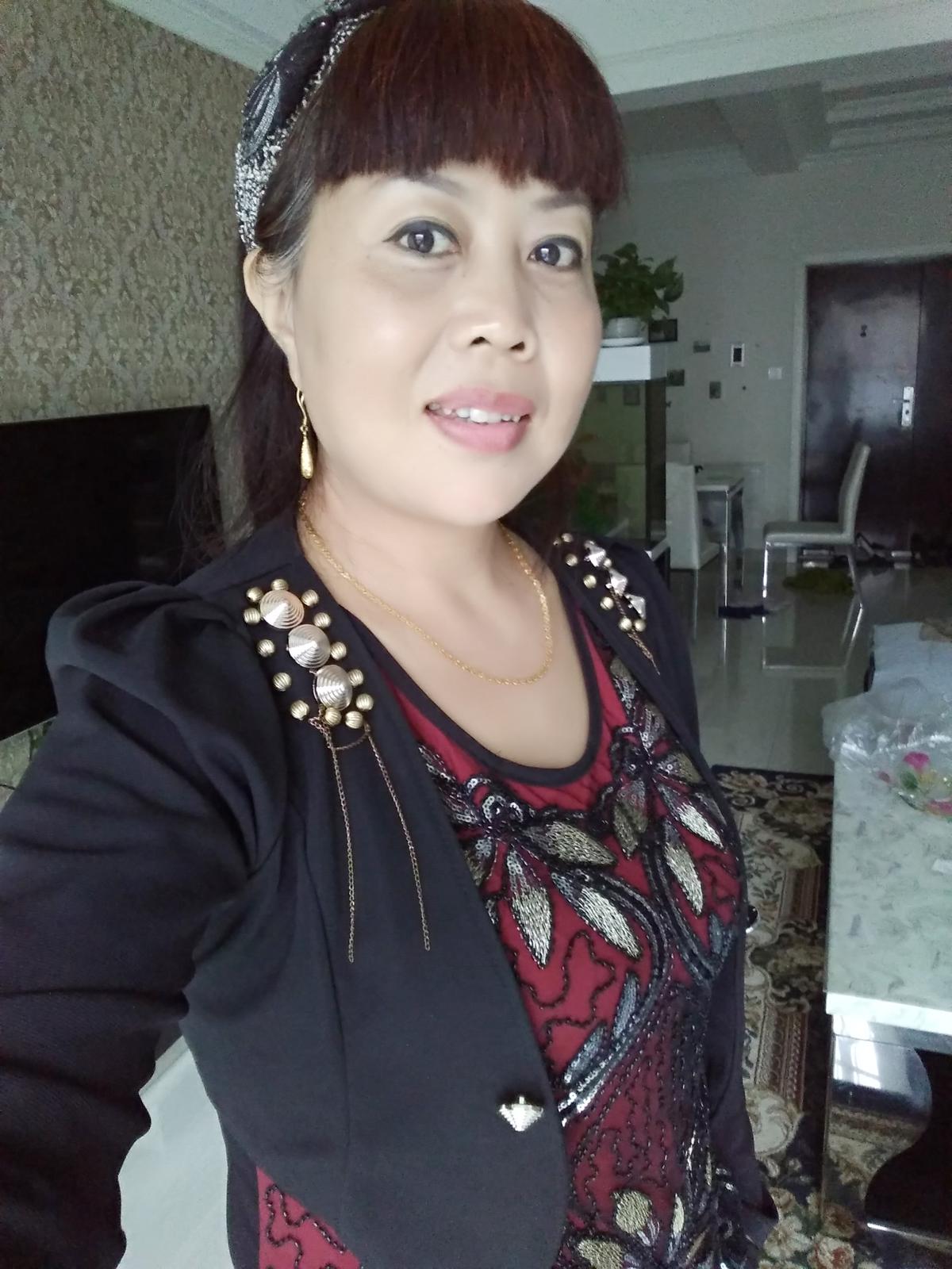 49岁离异女征婚照片(id:96952746)_四川眉山征婚交友