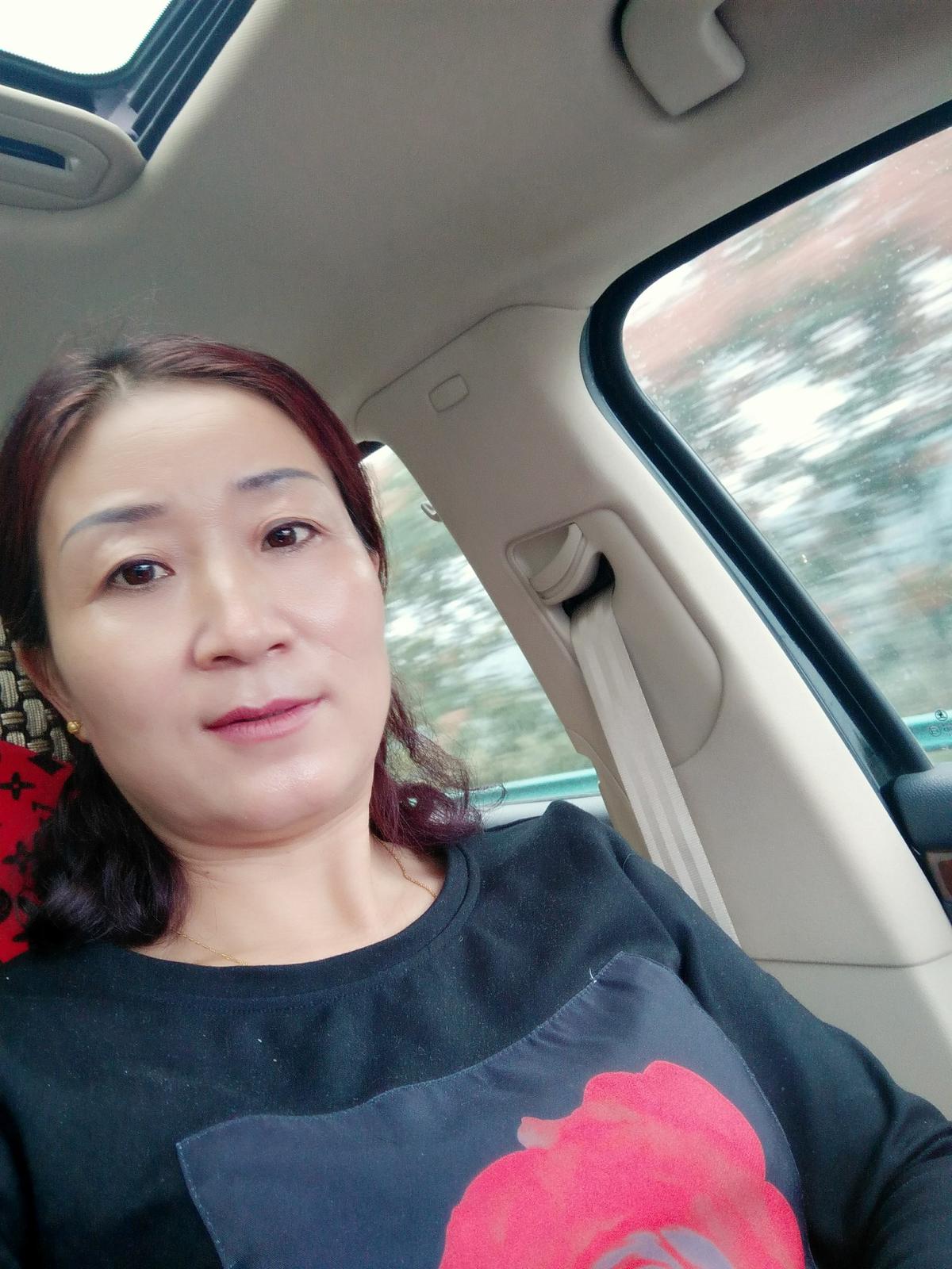 48岁离异女征婚照片(id:97065360)_陕西西安征婚交友