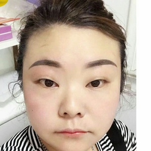 灰色头像