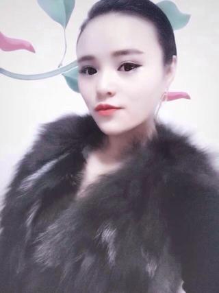 李超照片