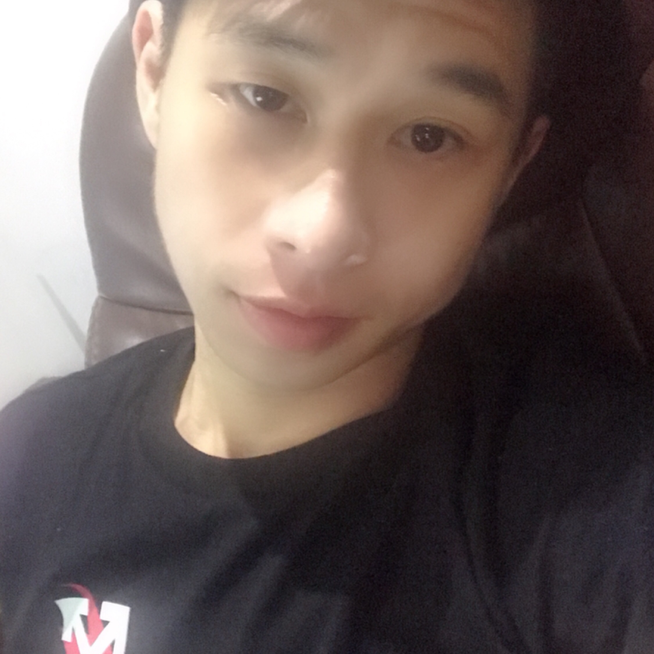 爱不会绝迹照片