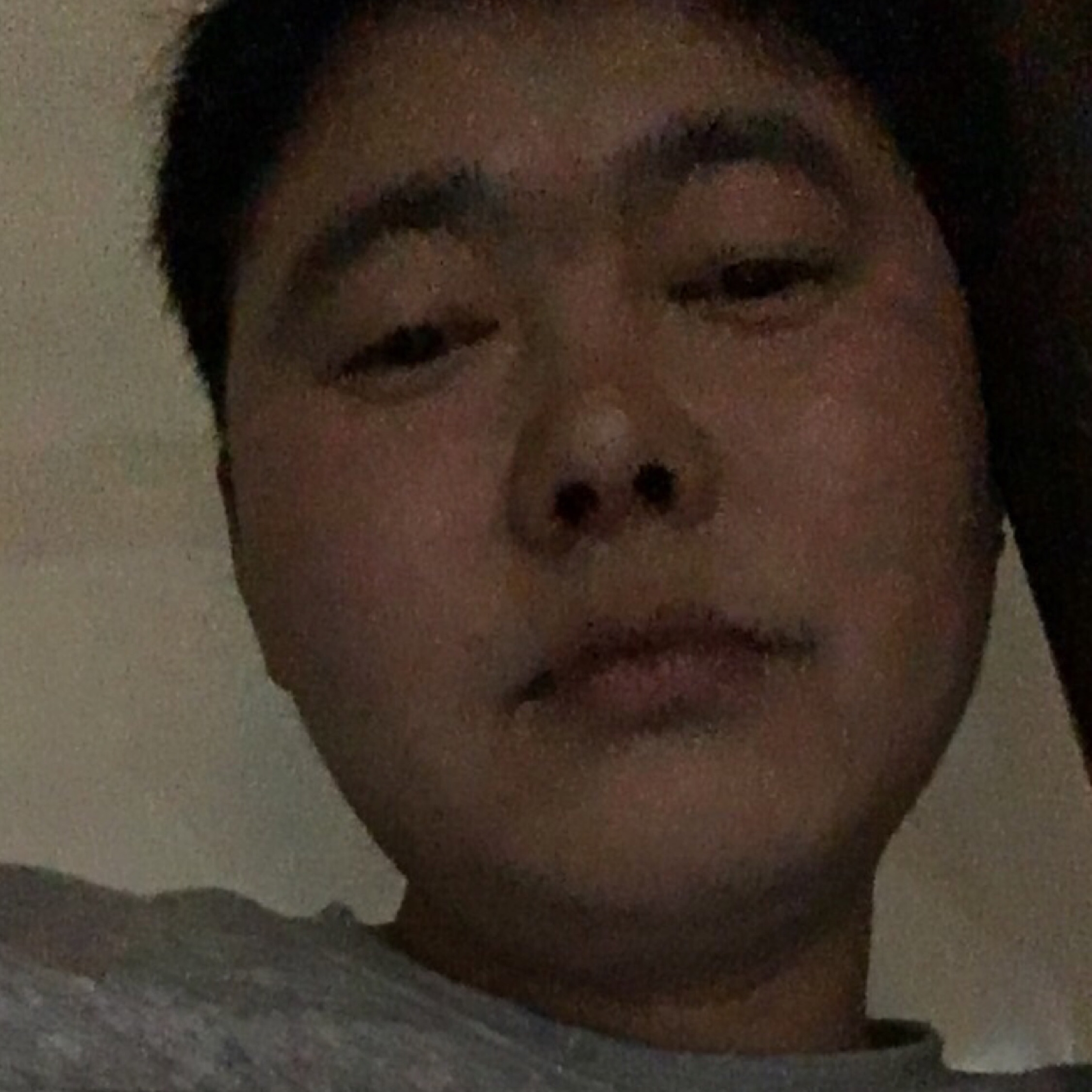丑丑男照片