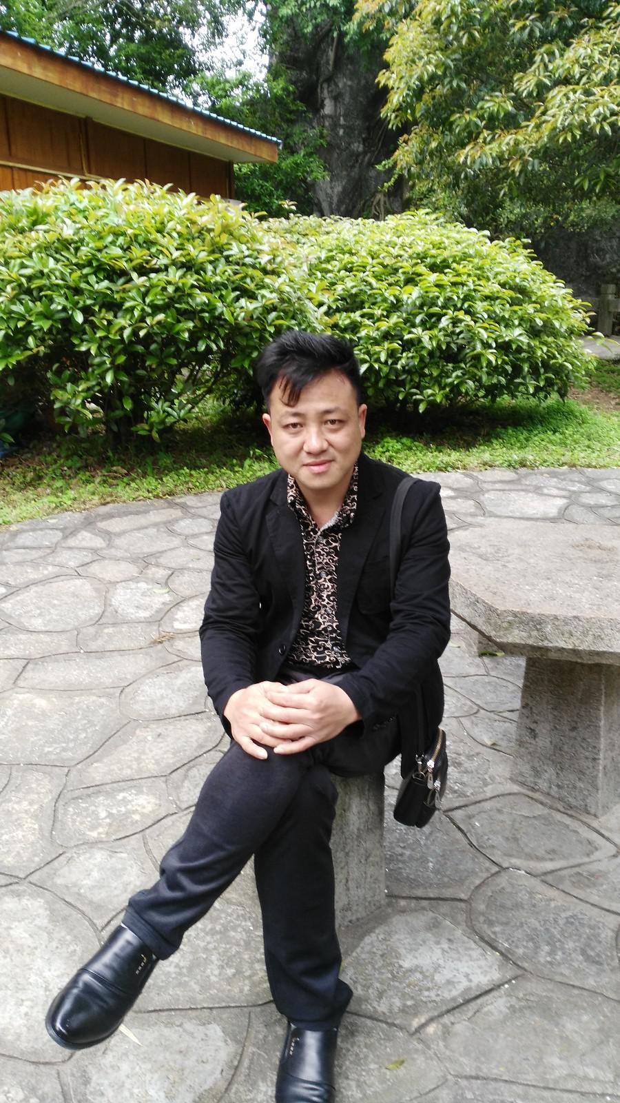 40岁未婚男征婚照片(id:60412416)_广西桂林征婚交友_珍爱网