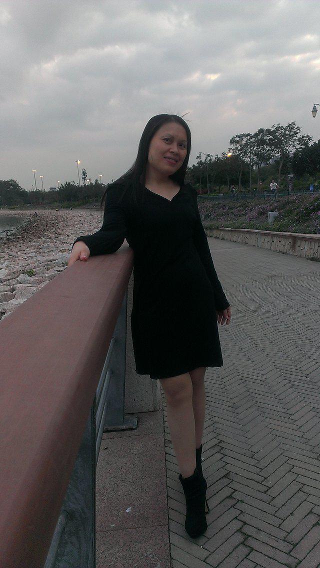45岁离异女征婚照片(id:68346924)_广东深圳征婚交友_珍爱网
