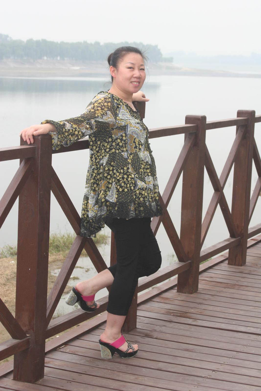 47岁离异女征婚照片(id:71311770)_山东烟台征婚交友_珍爱网