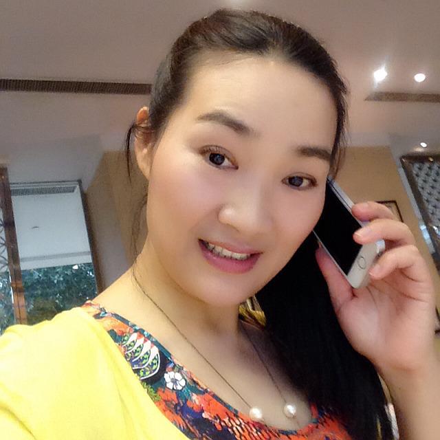 42岁离异女征婚照片(id:81417624)