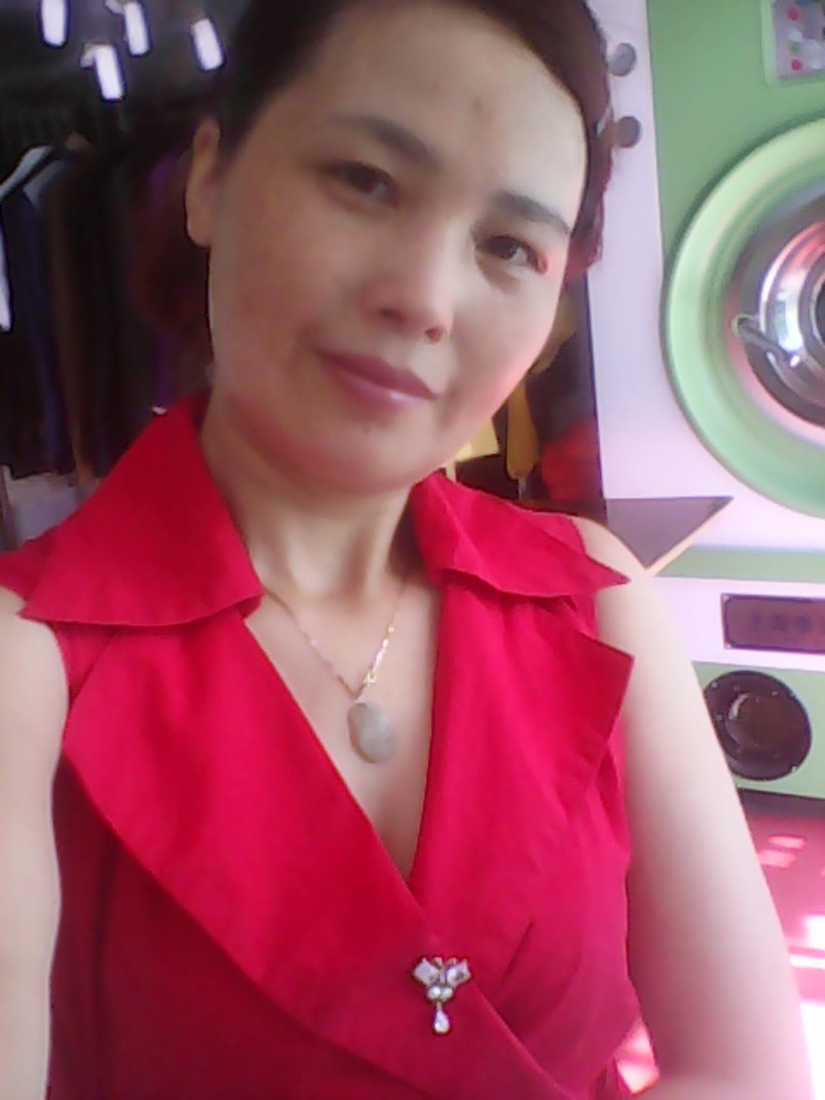 45岁离异女征婚照片(id:81704586)_安徽安庆征婚交友_珍爱网