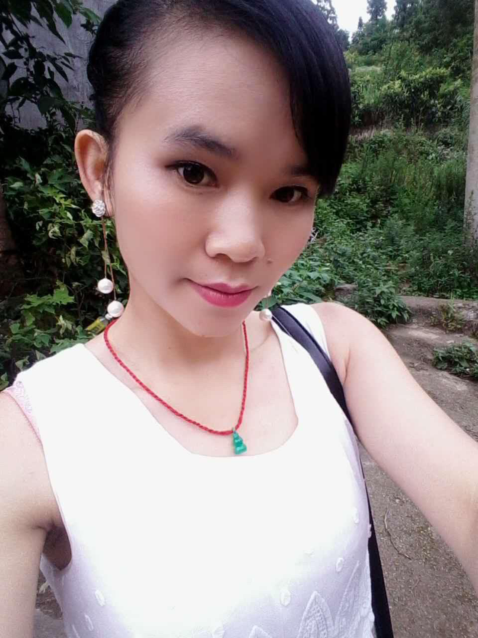 28岁离异女征婚照片(id:84902478)_贵州贵阳征婚交友_珍爱网