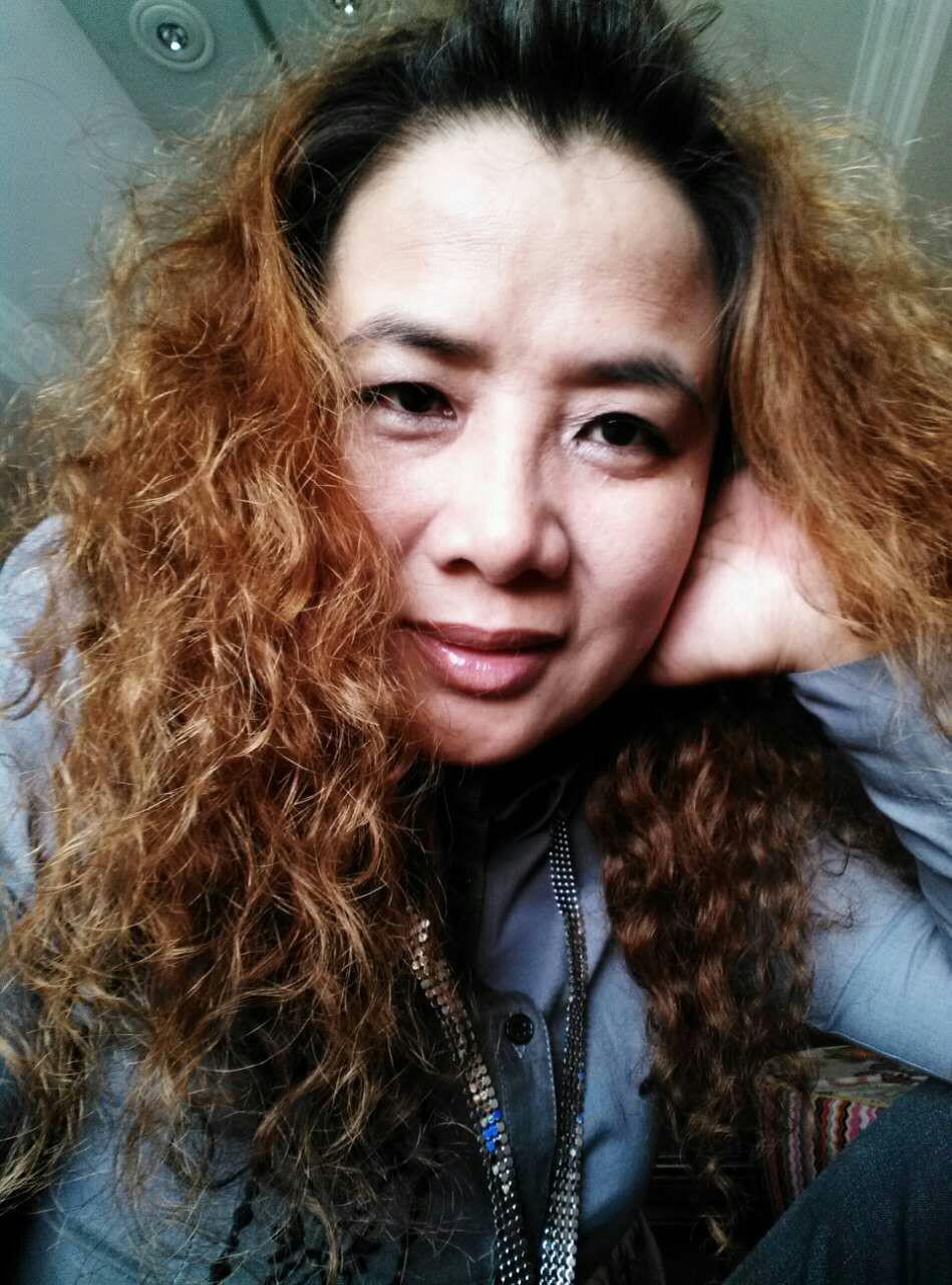 45岁离异女征婚照片(id:86040024)_上海征婚交友_珍爱网