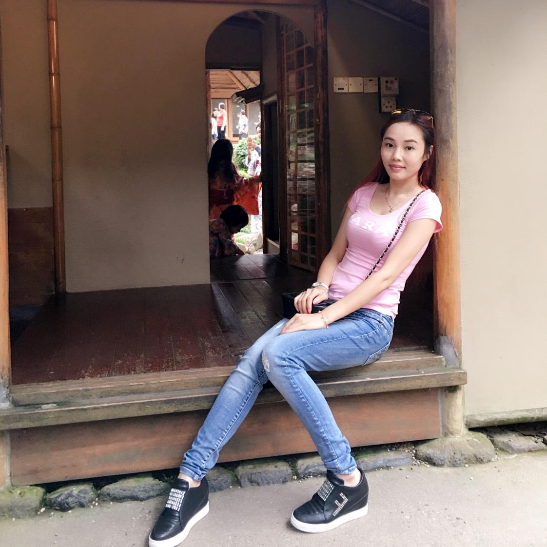 39岁离异女征婚照片(id:87215022)_海南省直辖县级征婚交友_珍爱网