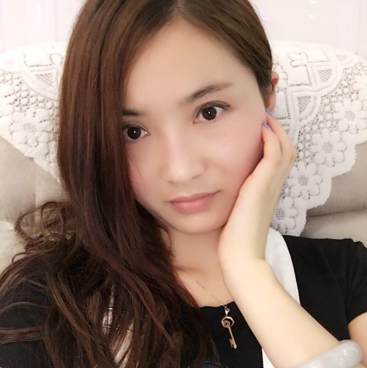 21岁未婚女征婚照片(id:98105358)_广东深圳征婚交友_珍爱网