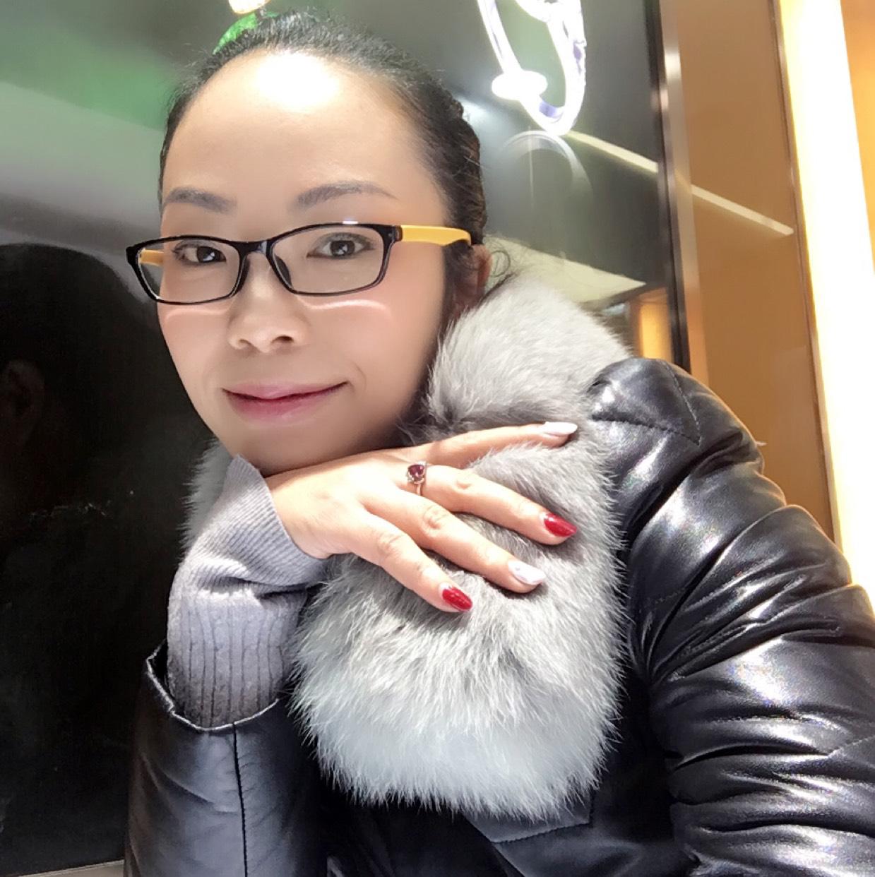 39岁离异女征婚照片(id:98822076)_重庆征婚交友_珍爱网