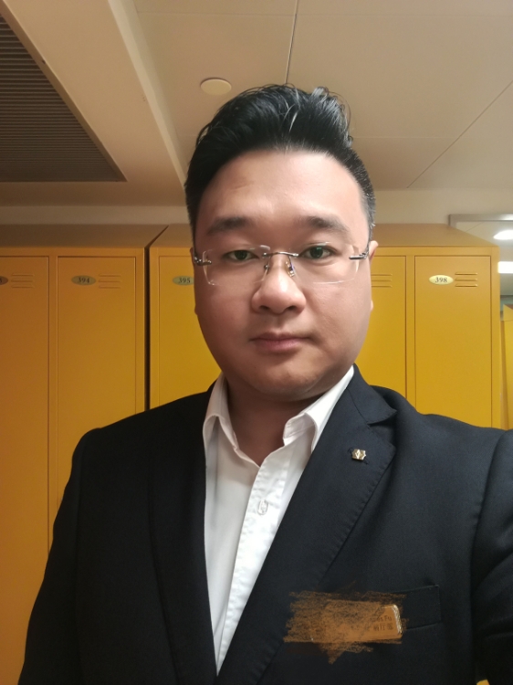 30岁离异男征婚照片(id:1437030366)_上海征婚交友_珍爱网